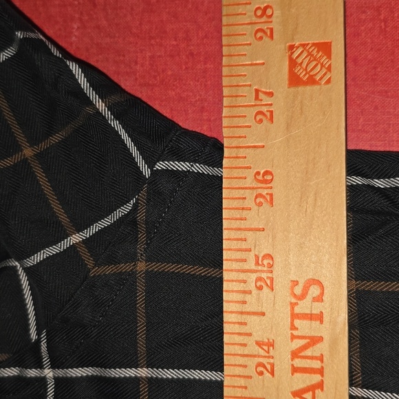 Jos. A. Bank Long-sleeved Plaid Mens Size XL 100% Cotton Extra Buttons - Picture 6 of 8